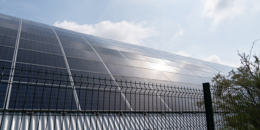 photovoltaik montage von mitarbeiter