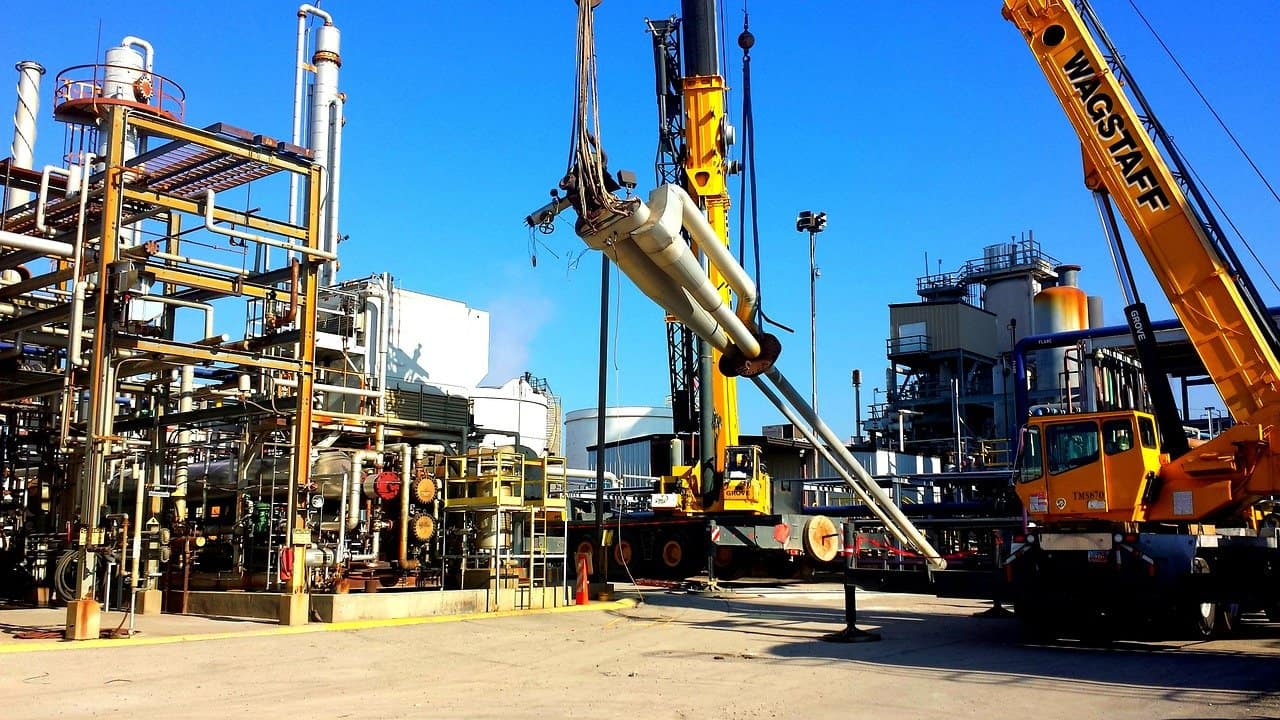 Industrial installation by skilled technicians